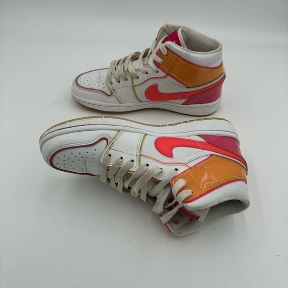 Nike Air Jordan 1 Women’s 7 Mid Edge Glow White Leather Sneakers - Picture 5 of 7
